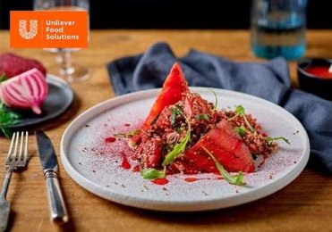 Recette : Salade de quinoa et betterave, pastèque grillée - EpiSaveurs