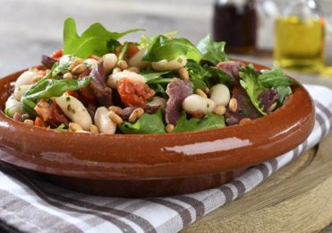 Recette : Salade de haricots blancs, gésiers et tomates confites - EpiSaveurs