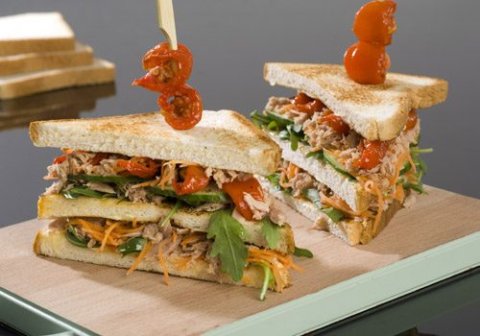 Recette : Club sandwich au saumon - EpiSaveurs